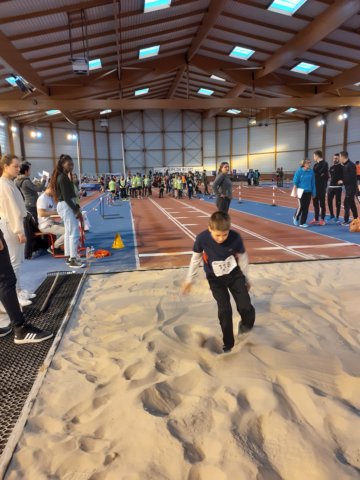 acadathleindoor201953.jpg